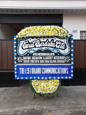 Papan Bunga Duka di Wangurer